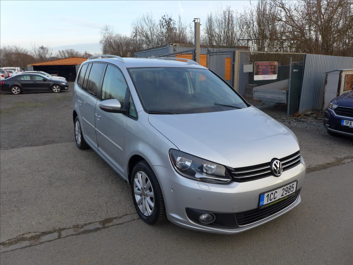 2010 Volkswagen Touran - 2