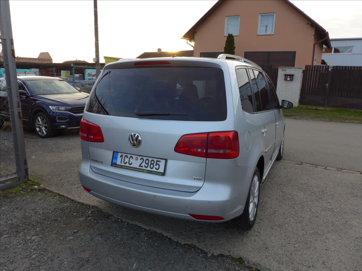 2010 Volkswagen Touran - 3