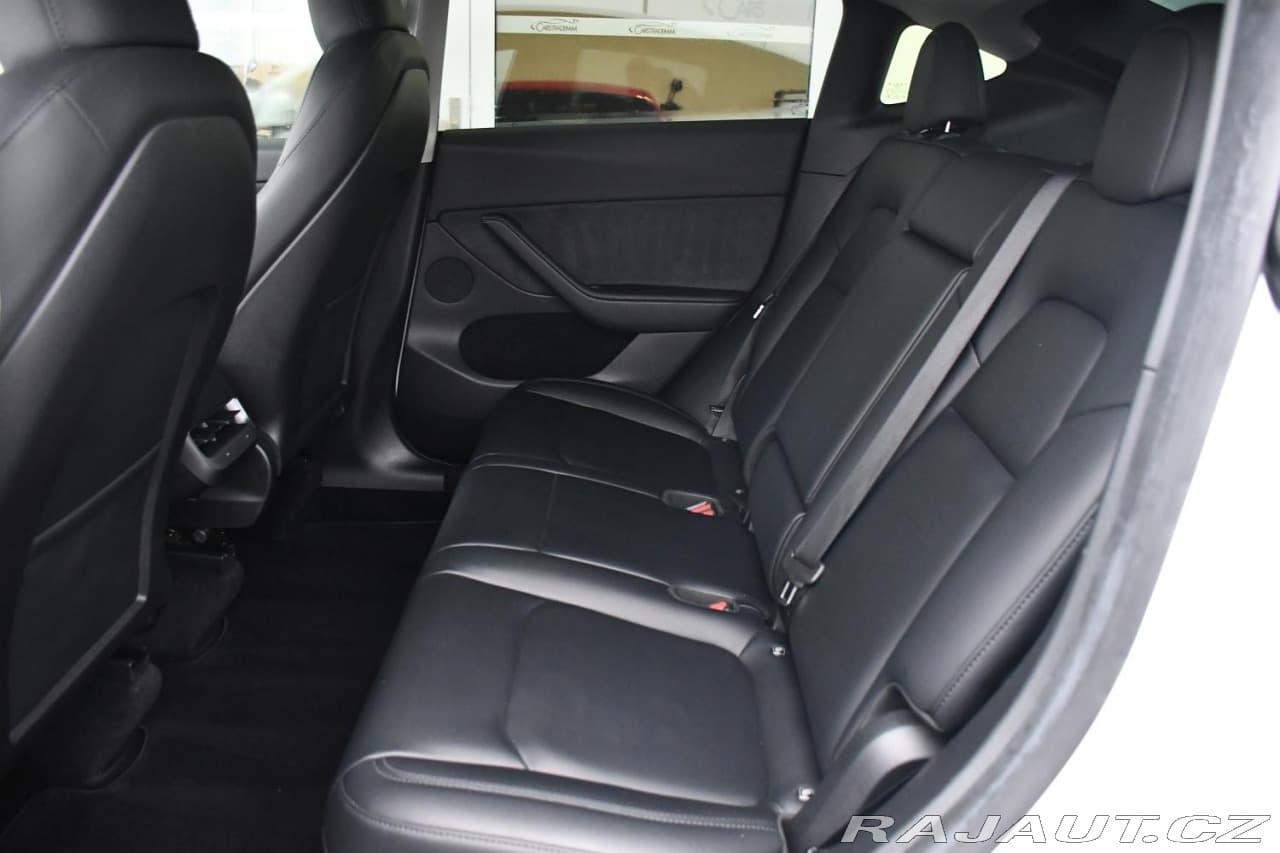 2023 Tesla Model Y - 19