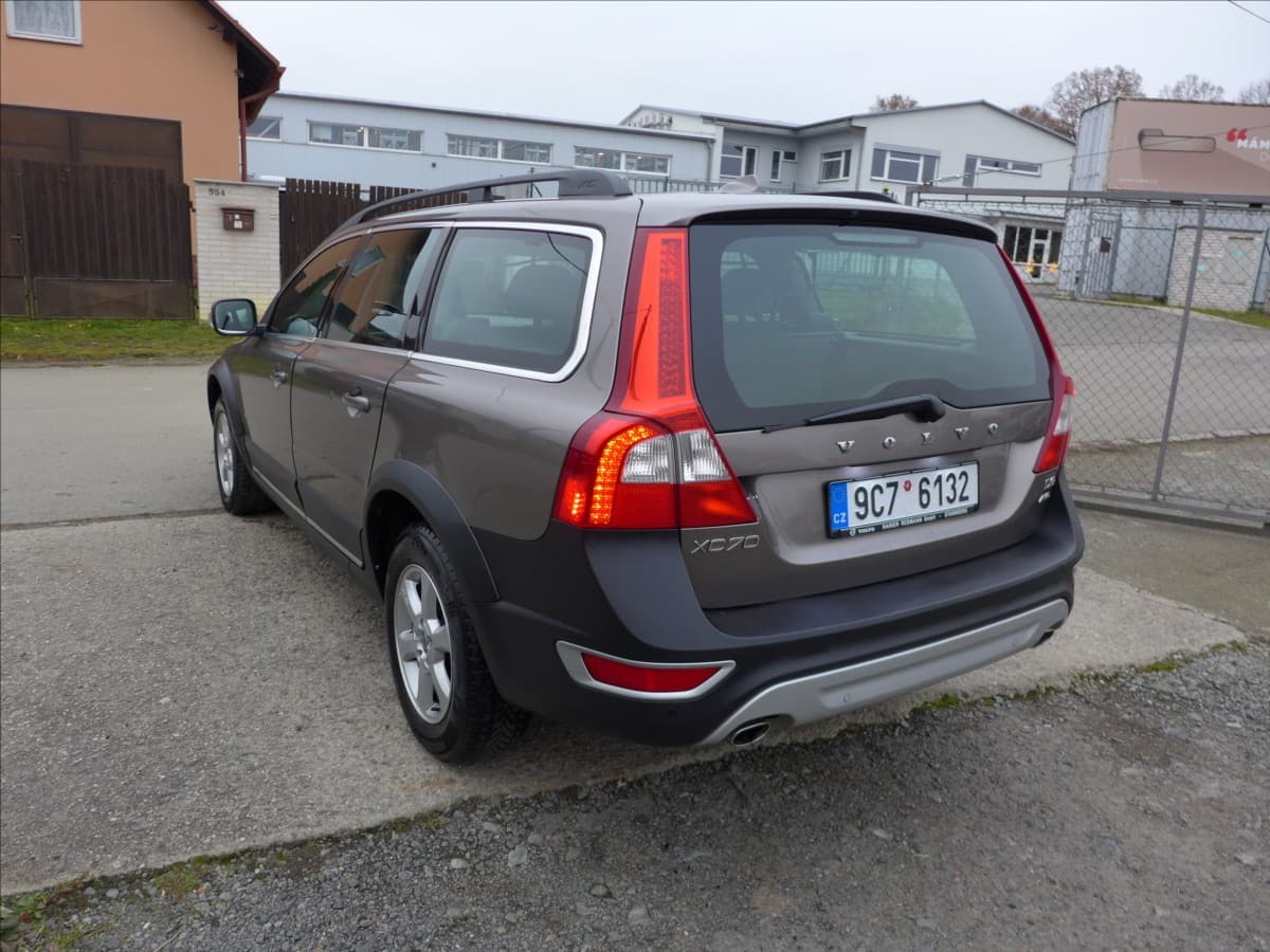 2011 Volvo Xc70 - 4