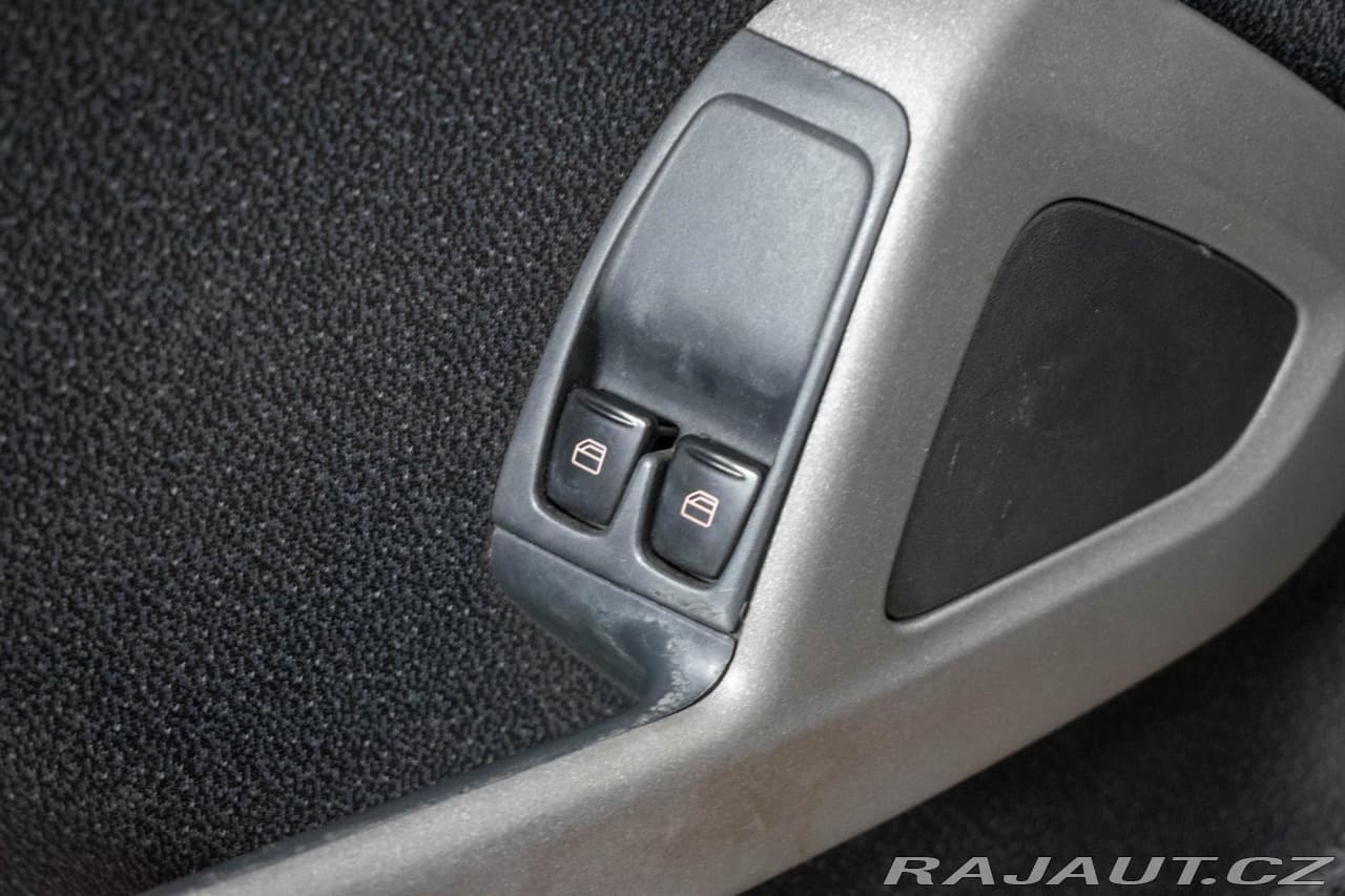 2013 Smart Fortwo - 11