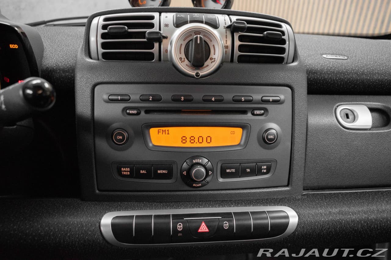 2013 Smart Fortwo - 16