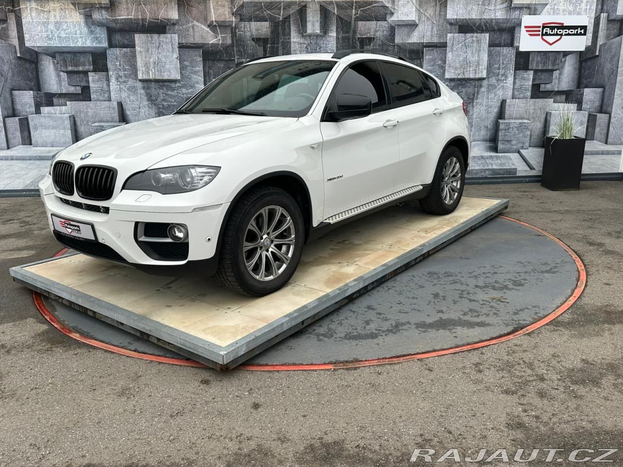 2012 BMW X6 - 3