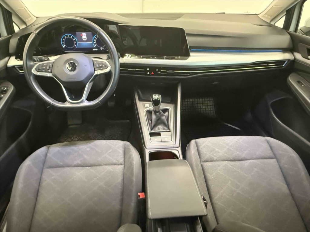 2022 Volkswagen Golf - 9