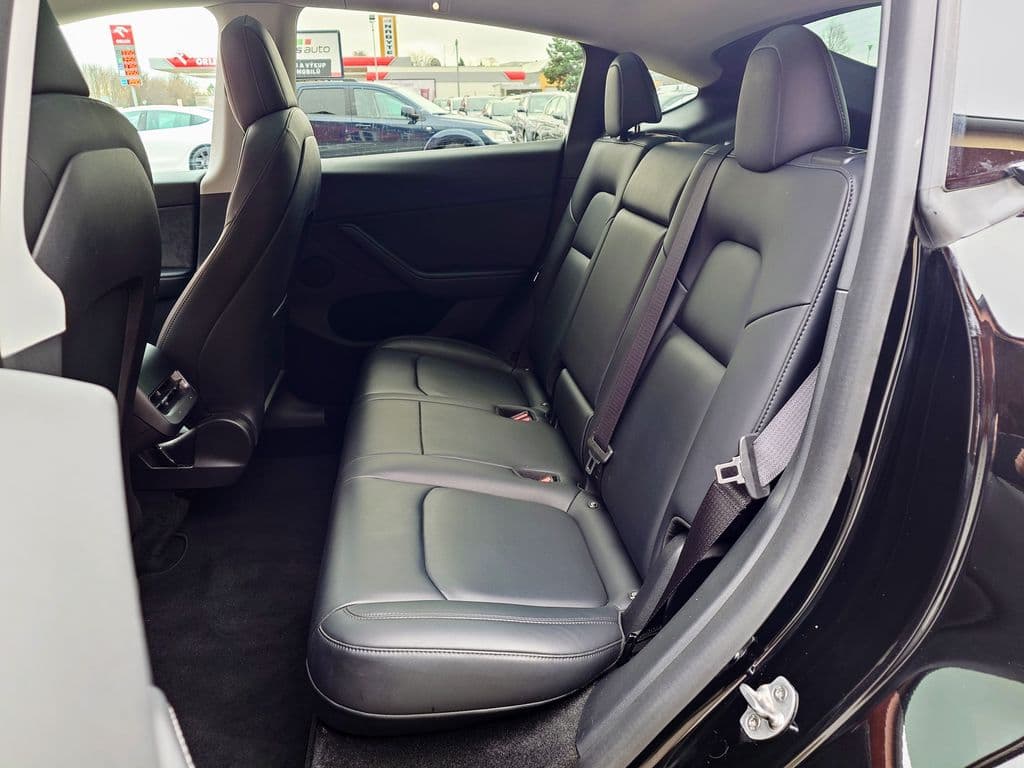 2022 Tesla Model Y - 15