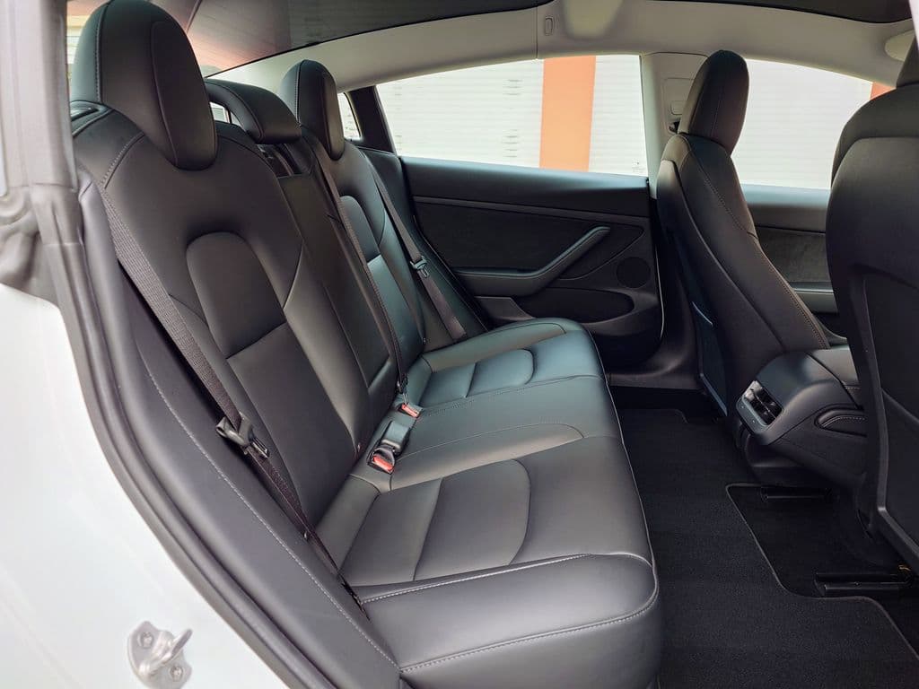 2021 Tesla Model 3 - 17