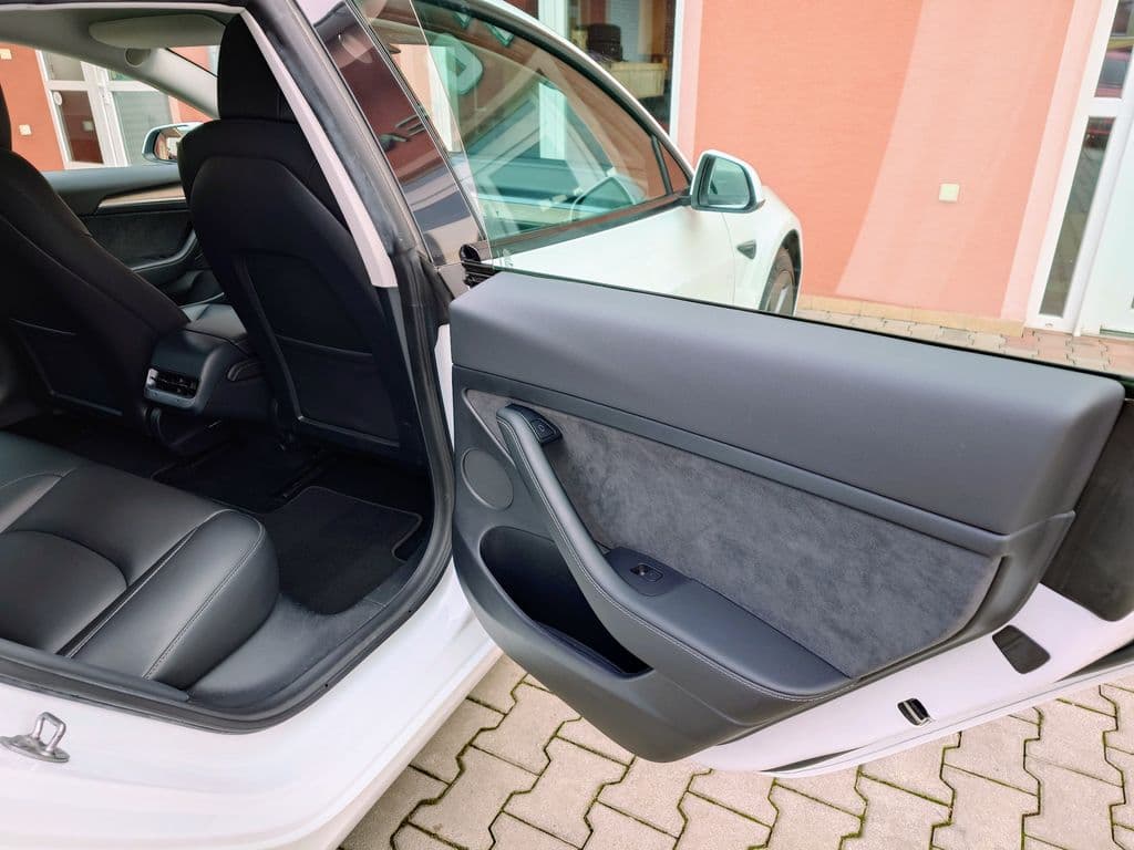 2021 Tesla Model 3 - 18