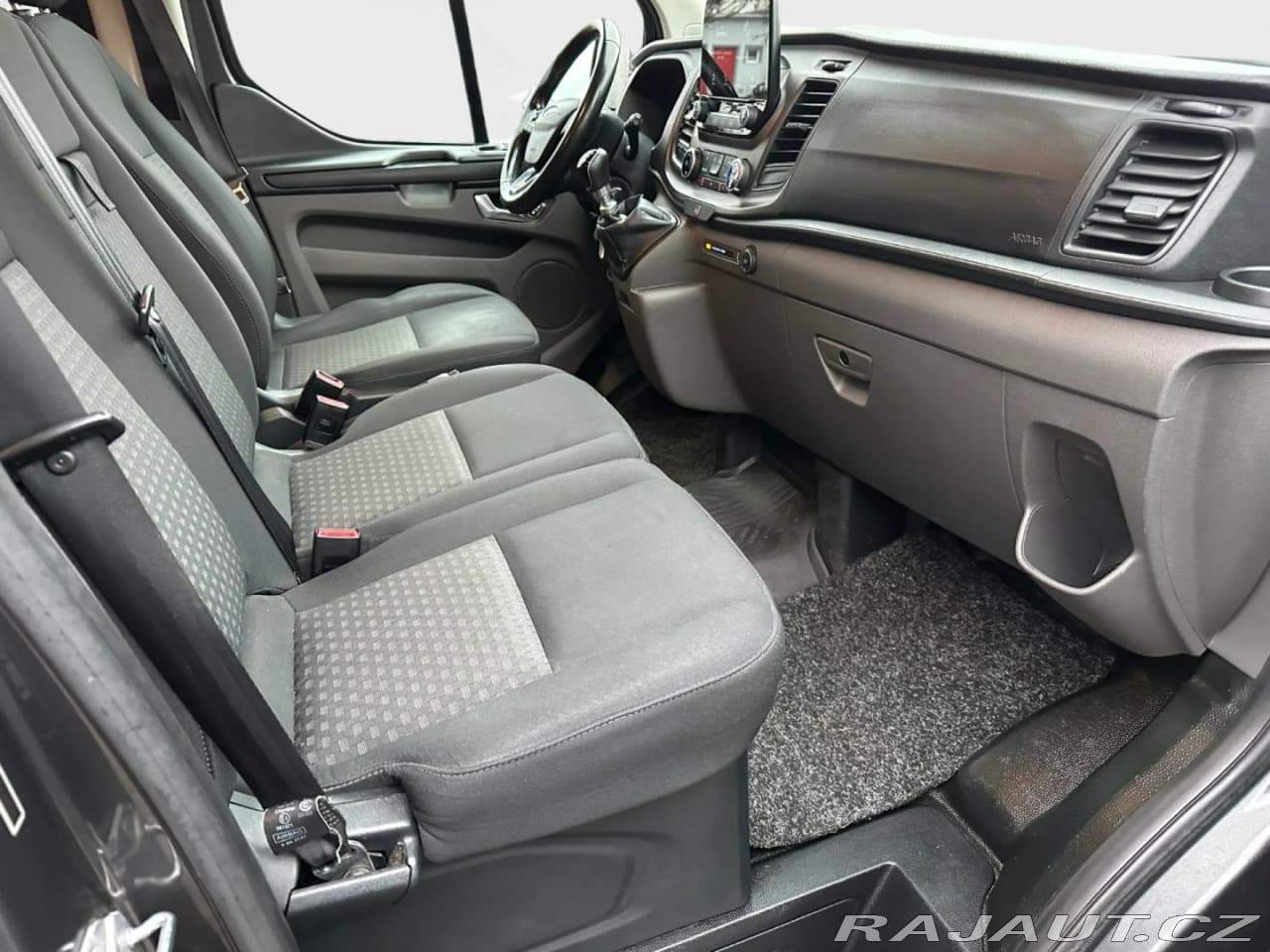 2019 Ford Transit - 12