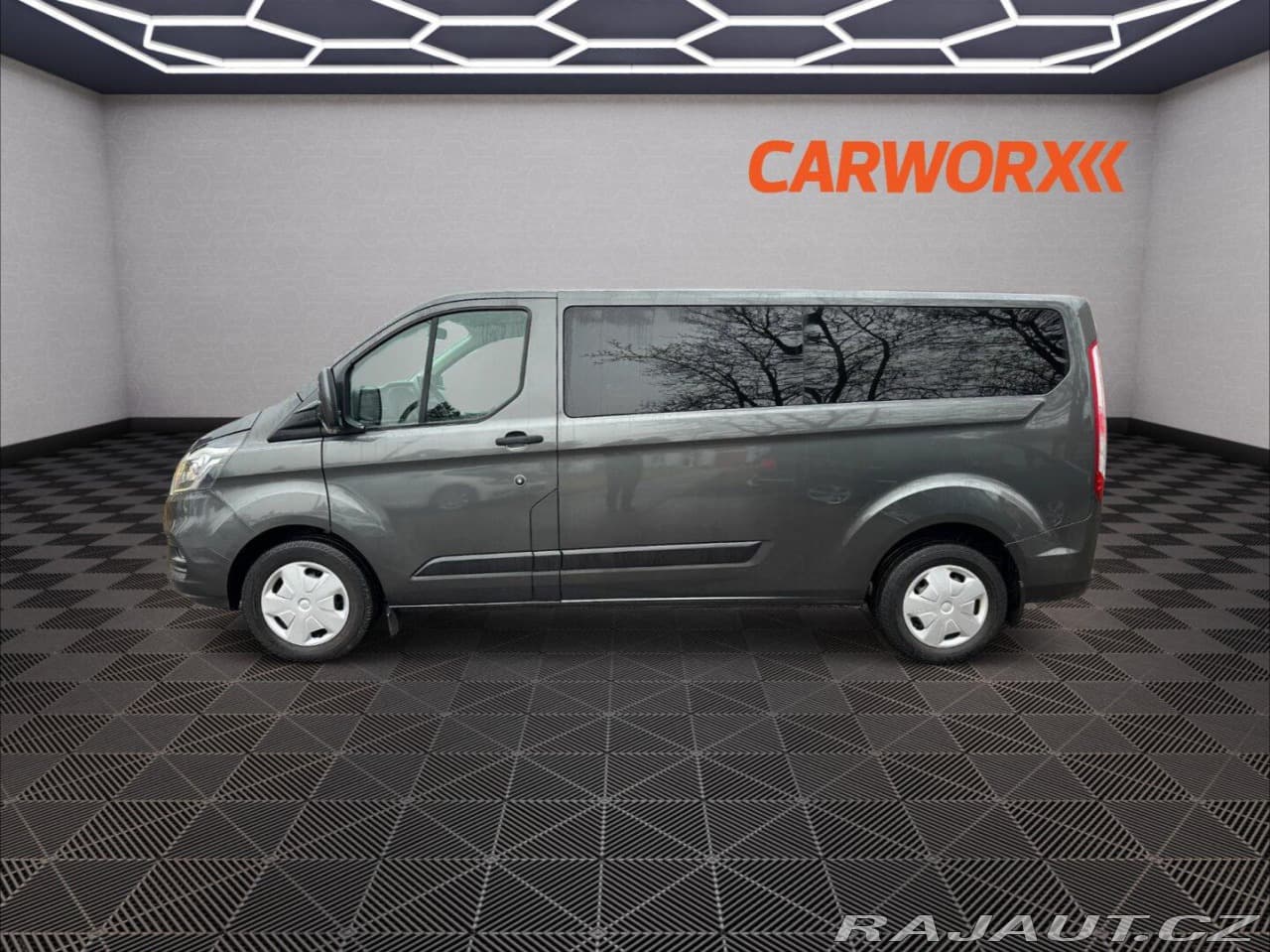 2019 Ford Transit - 4