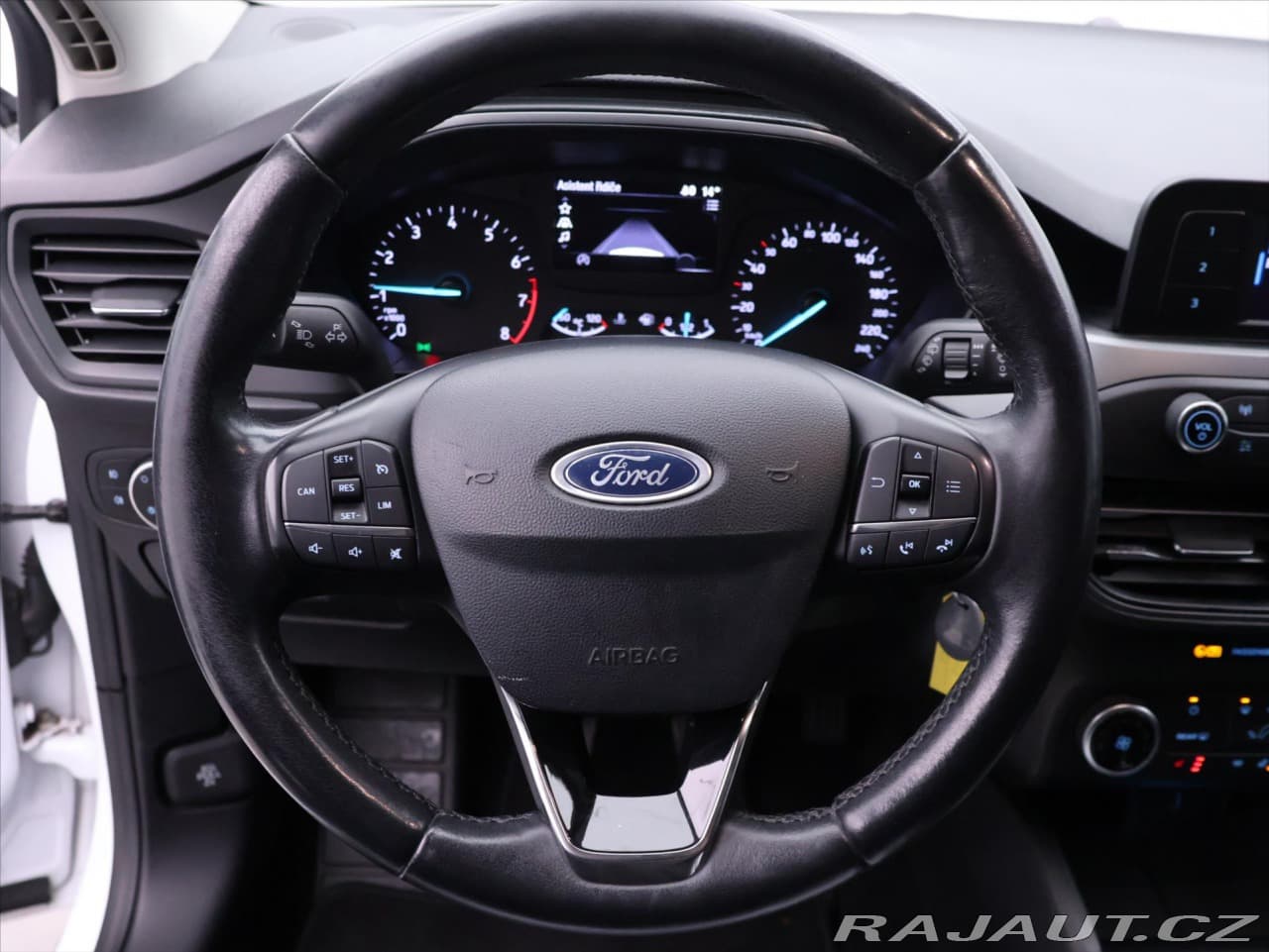 2019 Ford FOCUS - 18