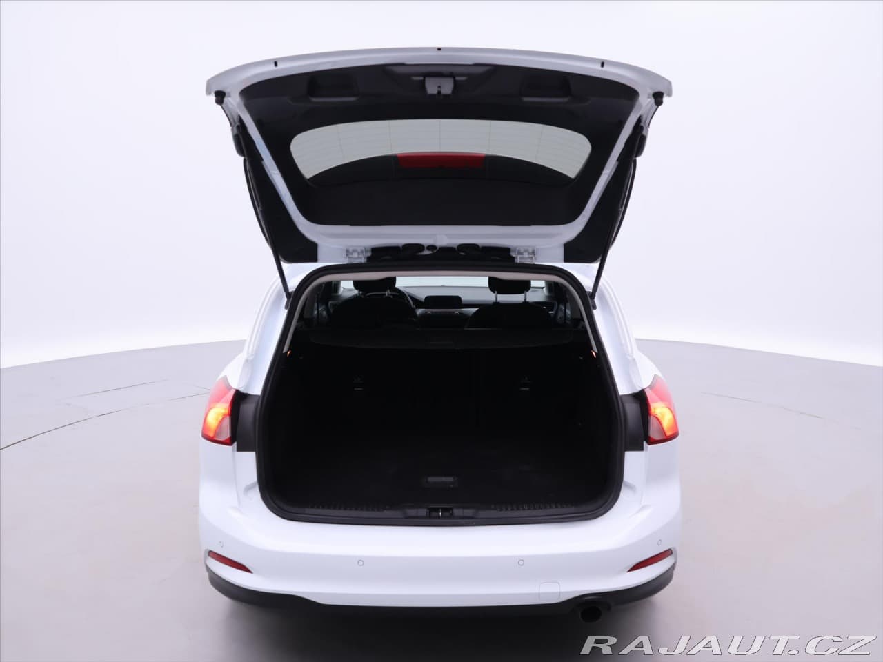 2019 Ford FOCUS - 9