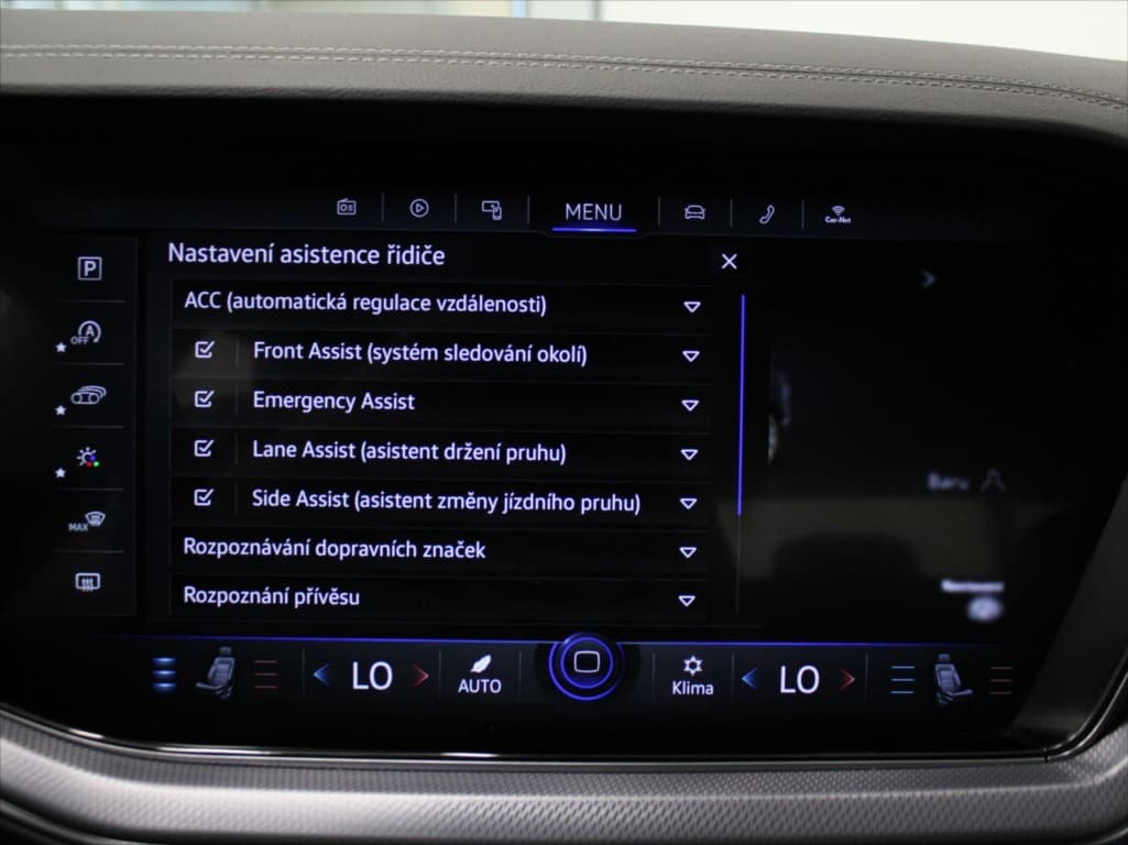 2023 Volkswagen Touareg - 10