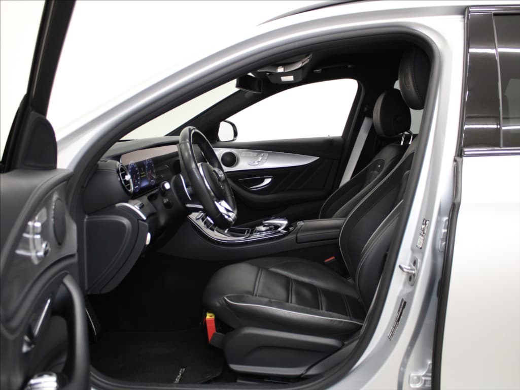 2019 Mercedes-Benz E-CLASS - 6