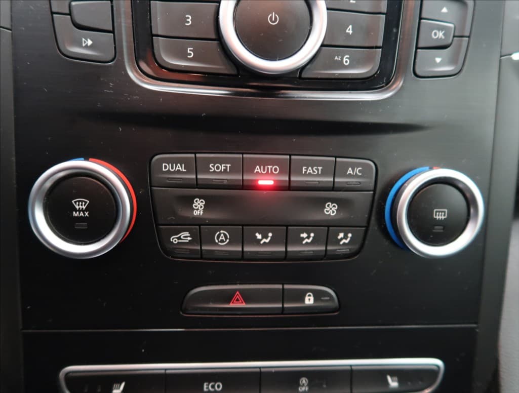 2020 Renault Megane - 17