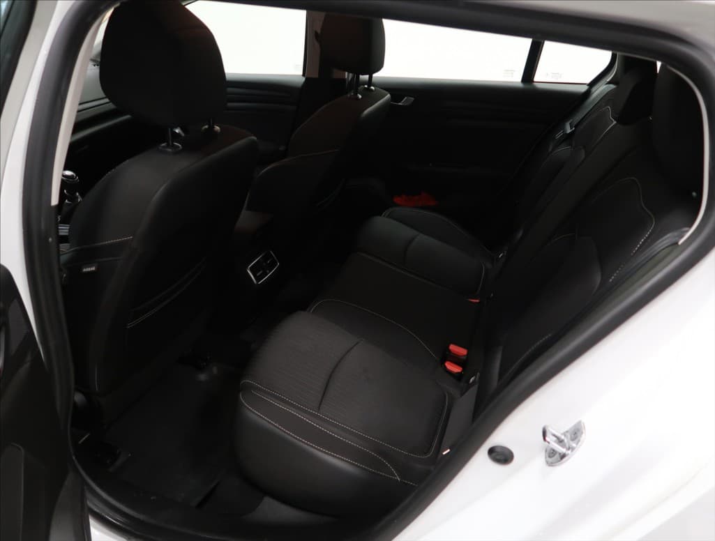 2020 Renault Megane - 8