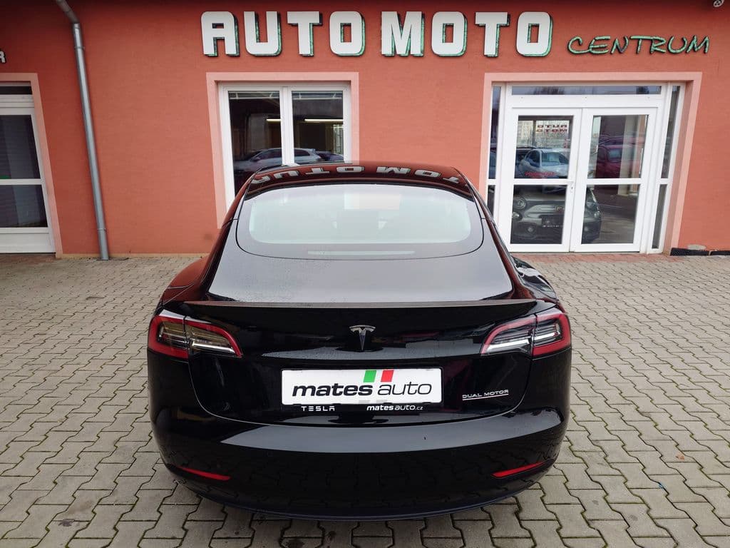 2021 Tesla Model 3 - 8