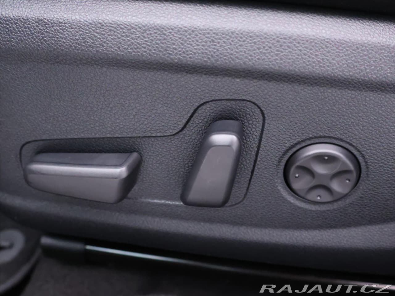 2019 Kia Optima - 17