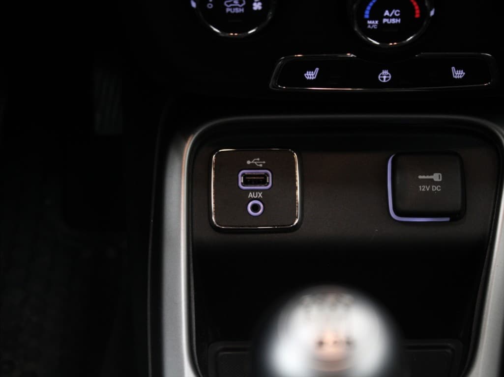 2017 Jeep Compass - 12