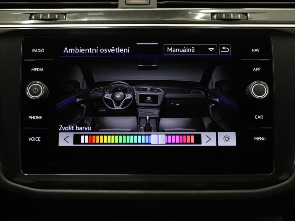 2023 Volkswagen Tiguan - 12