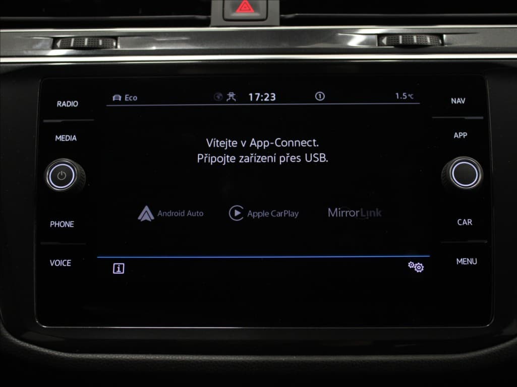 2023 Volkswagen Tiguan - 16