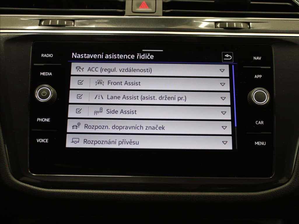 2023 Volkswagen Tiguan - 17