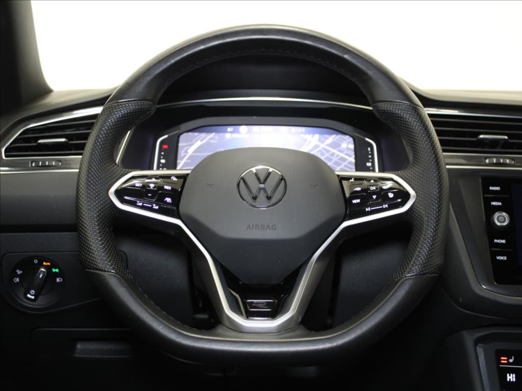 2023 Volkswagen Tiguan - 9