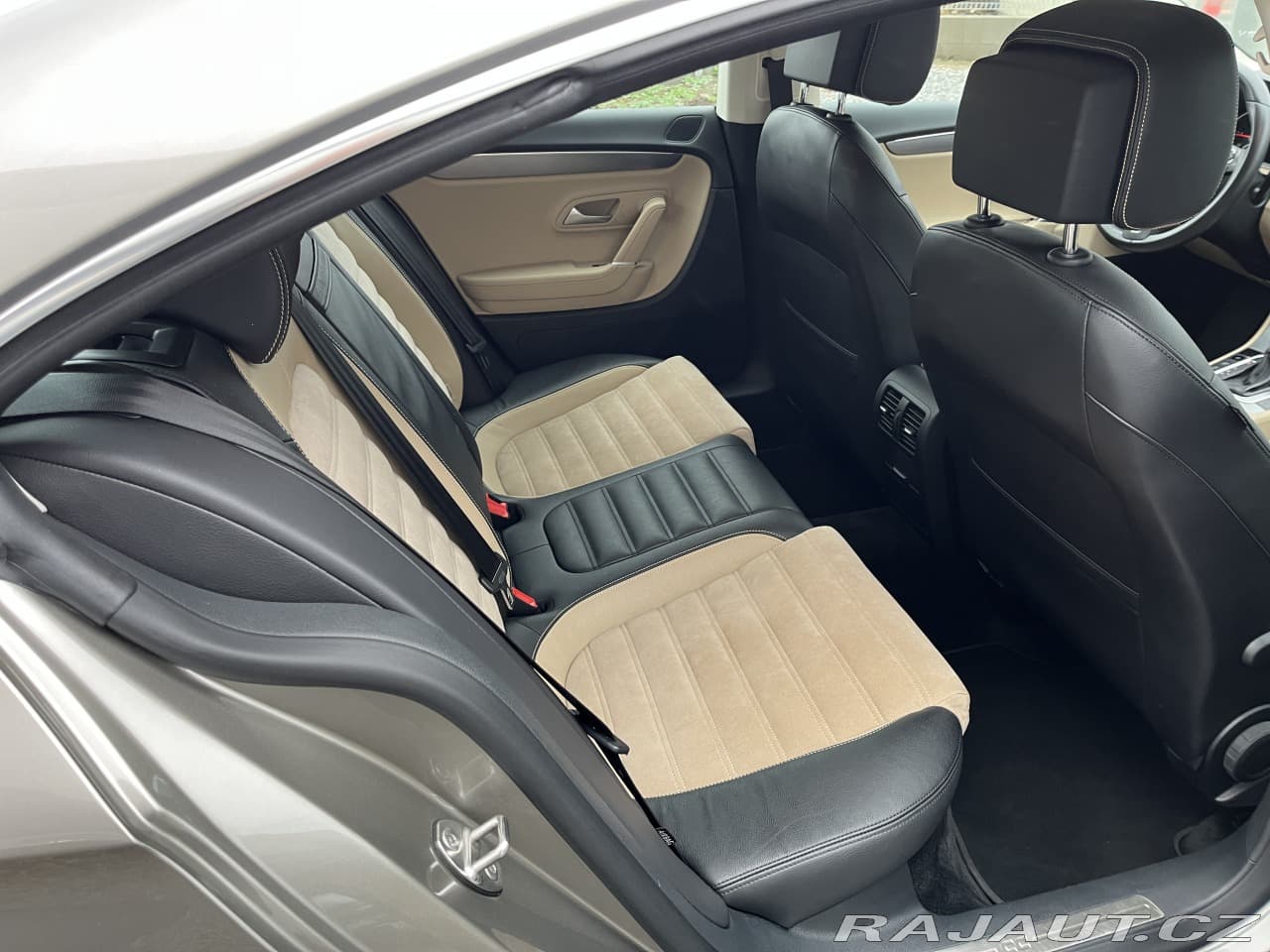 2012 Volkswagen Passat - 15