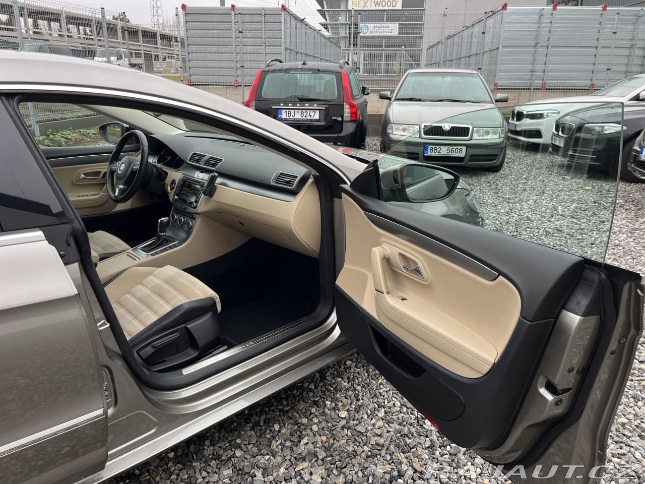 2012 Volkswagen Passat - 17