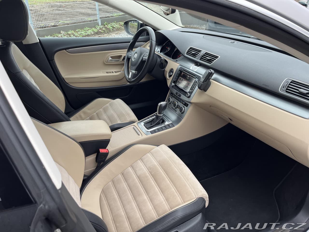 2012 Volkswagen Passat - 18