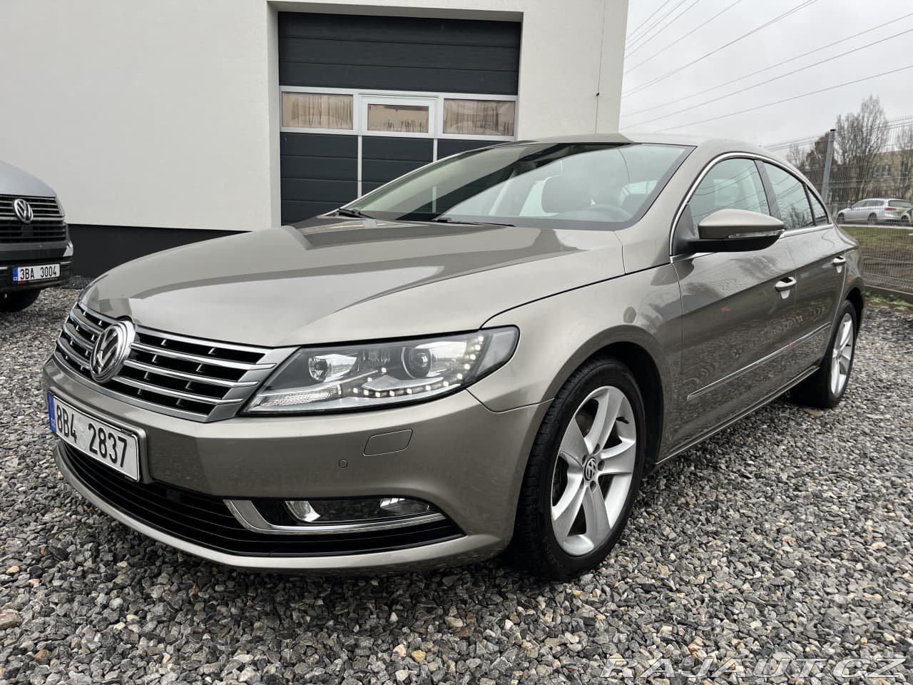 2012 Volkswagen Passat - 5