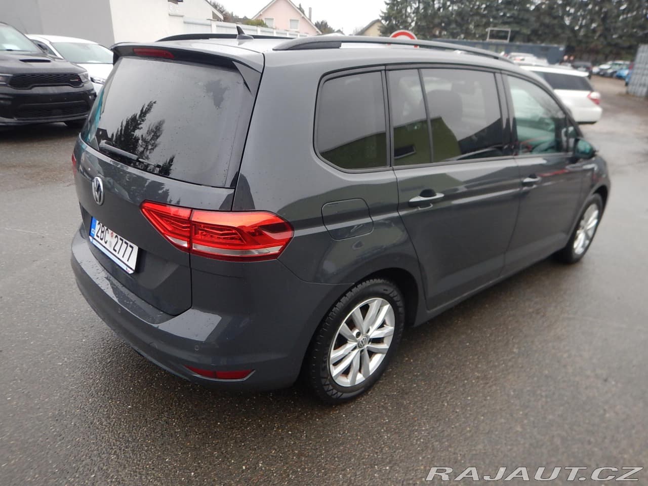 2016 Volkswagen Touran - 8