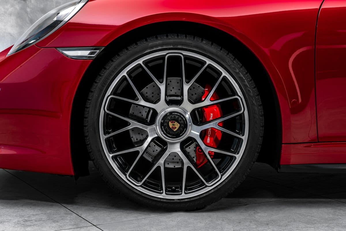 2018 Porsche 911 - 2