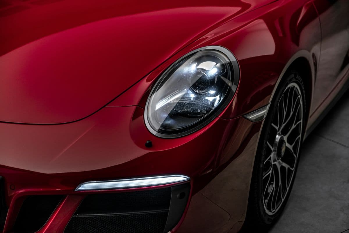 2018 Porsche 911 - 9