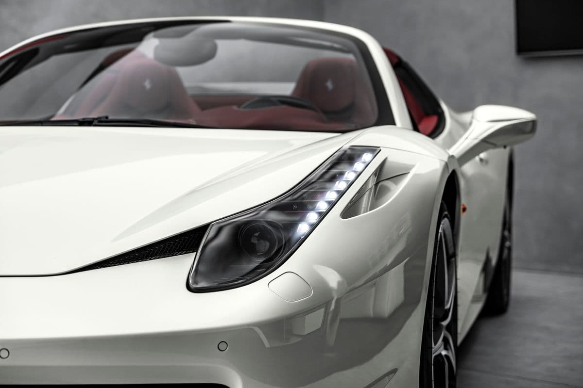 2014 Ferrari 458 - 11