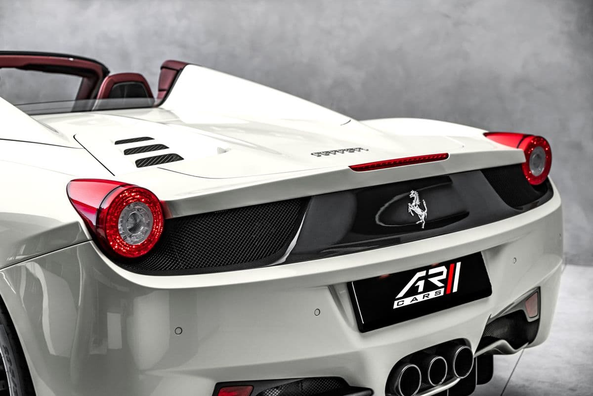 2014 Ferrari 458 - 12