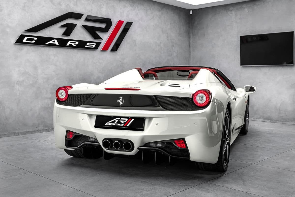 2014 Ferrari 458 - 8