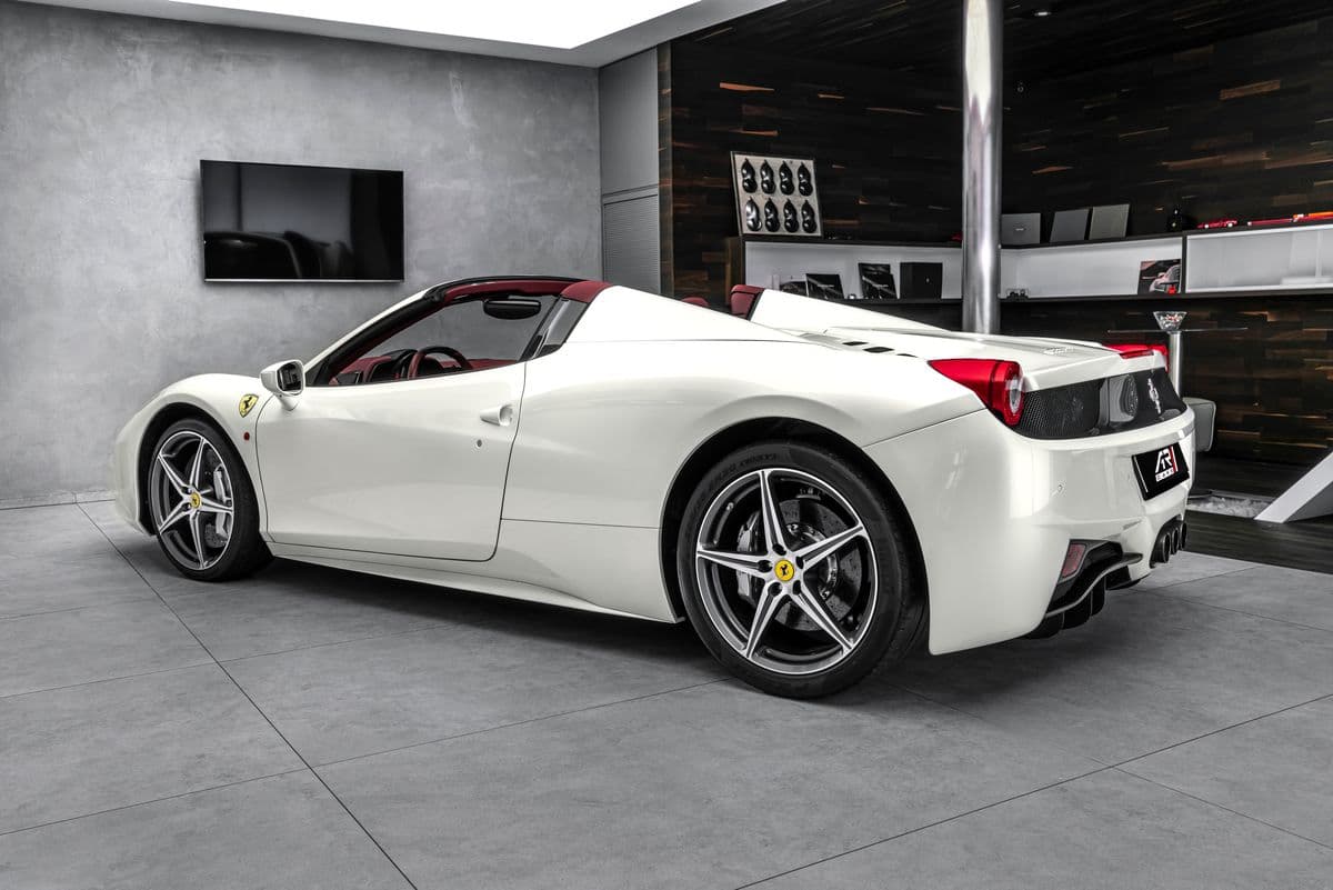 2014 Ferrari 458 - 9