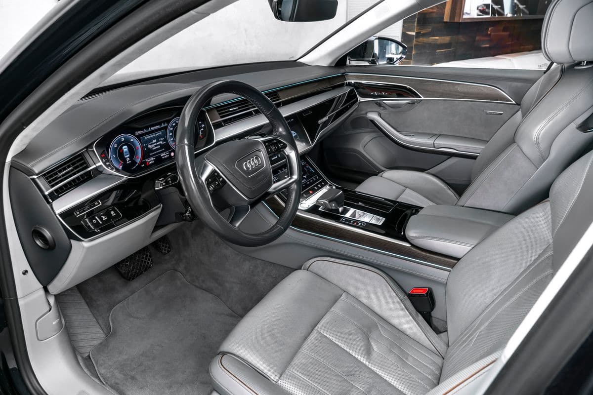 2019 Audi A8 - 10
