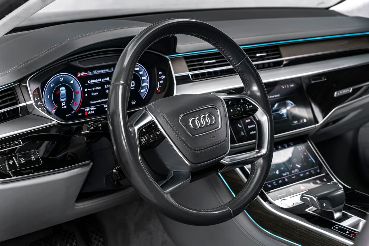 2019 Audi A8 - 14
