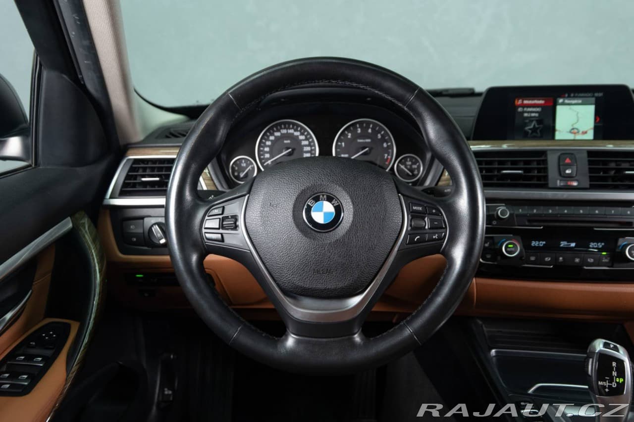 2018 BMW 3-Series - 13