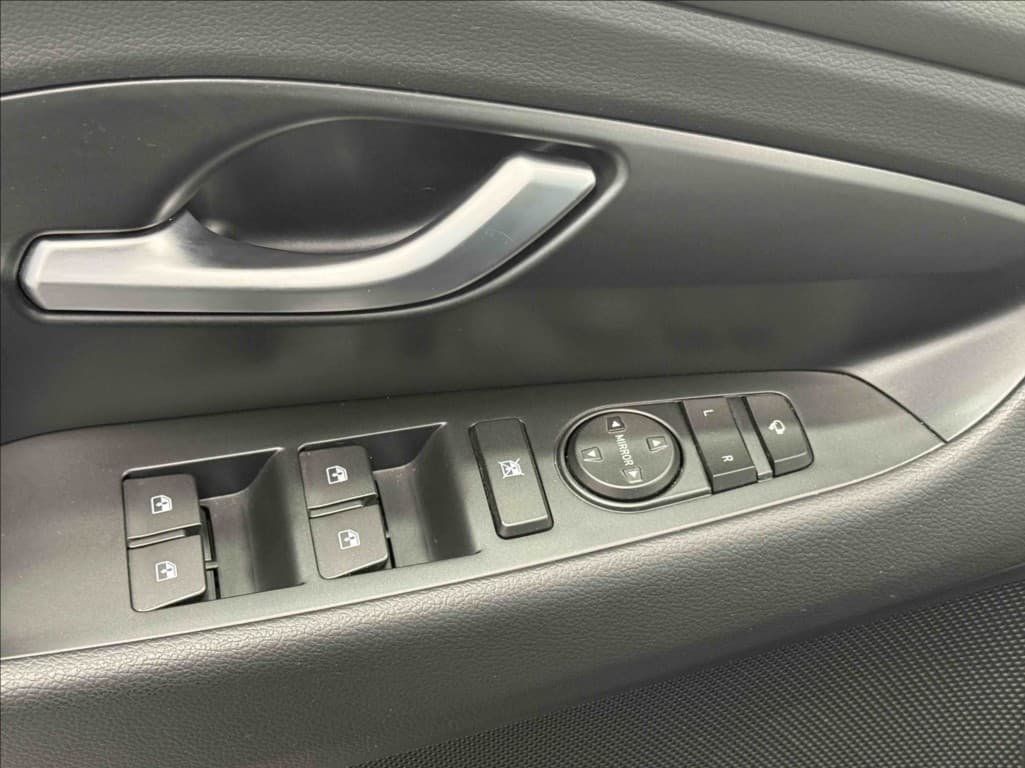 2025 Hyundai I30 - 17