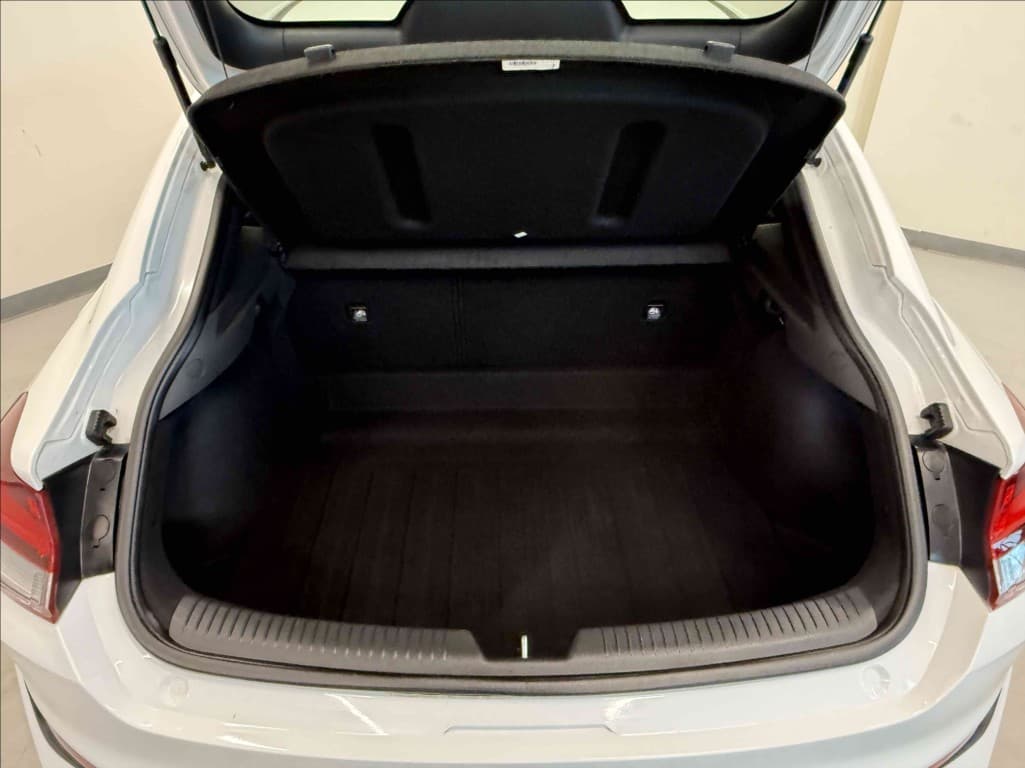 2025 Hyundai I30 - 18