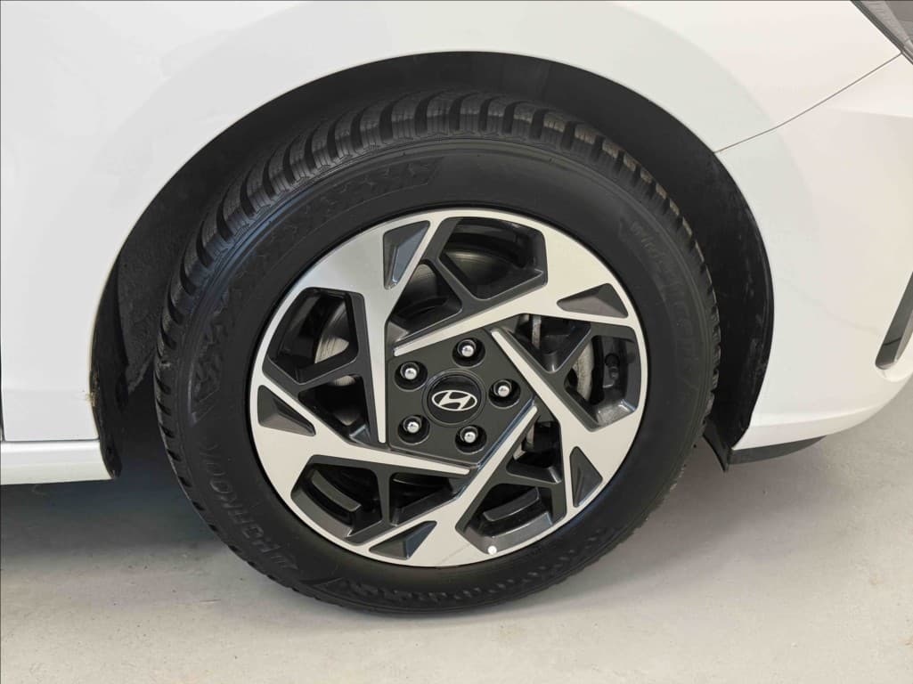 2025 Hyundai I30 - 19