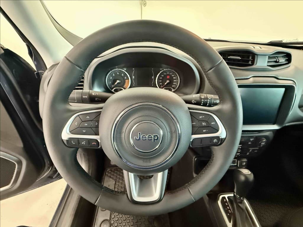 2023 Jeep Renegade - 10