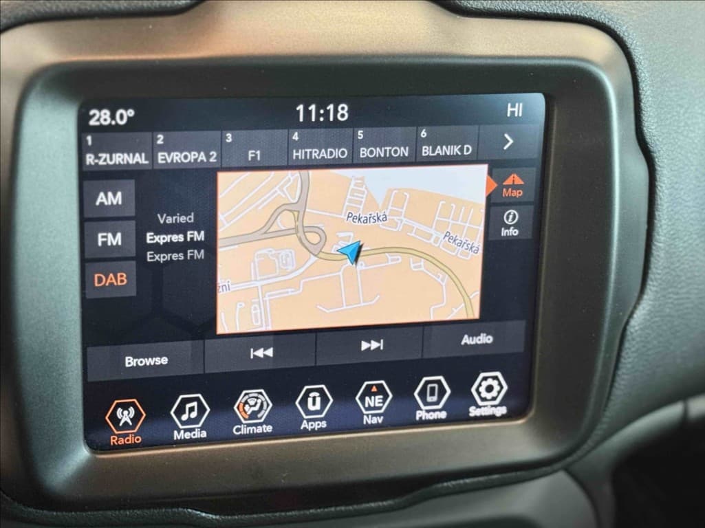 2023 Jeep Renegade - 11