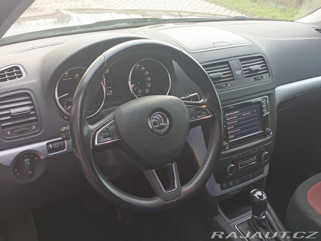 2015 Škoda Yeti - 9