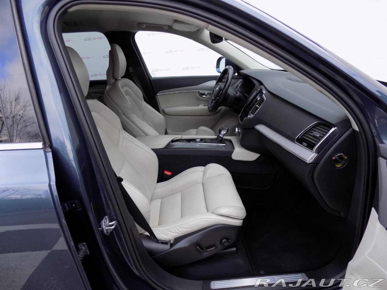 2019 Volvo Xc90 - 17