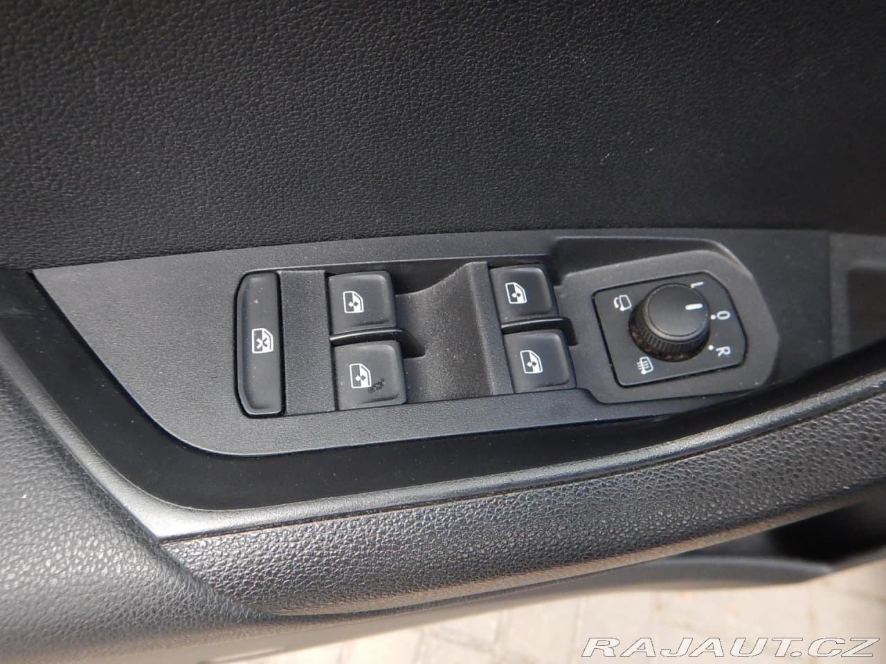 2018 Škoda Karoq - 16