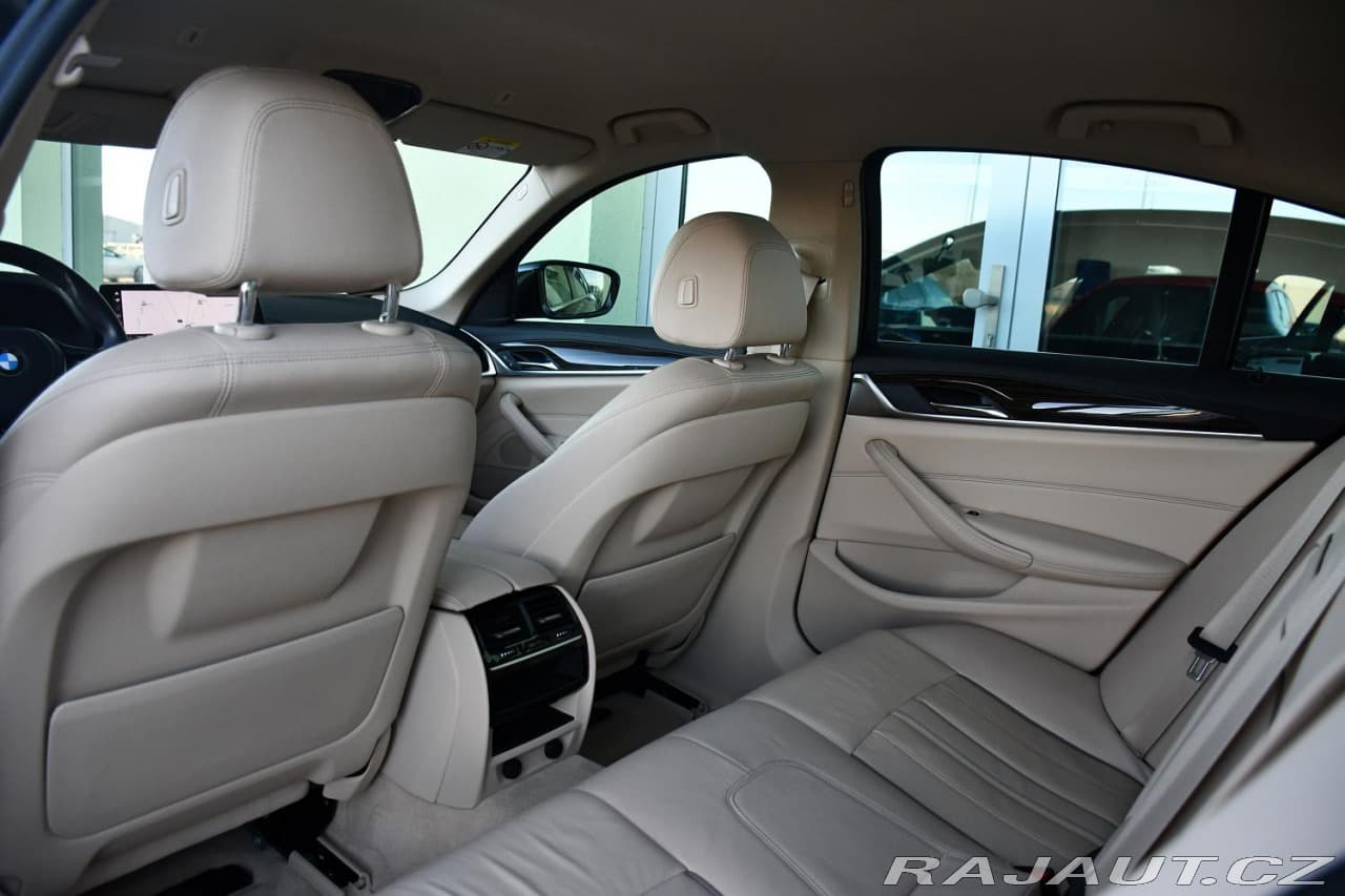 2017 BMW 5-Series - 20