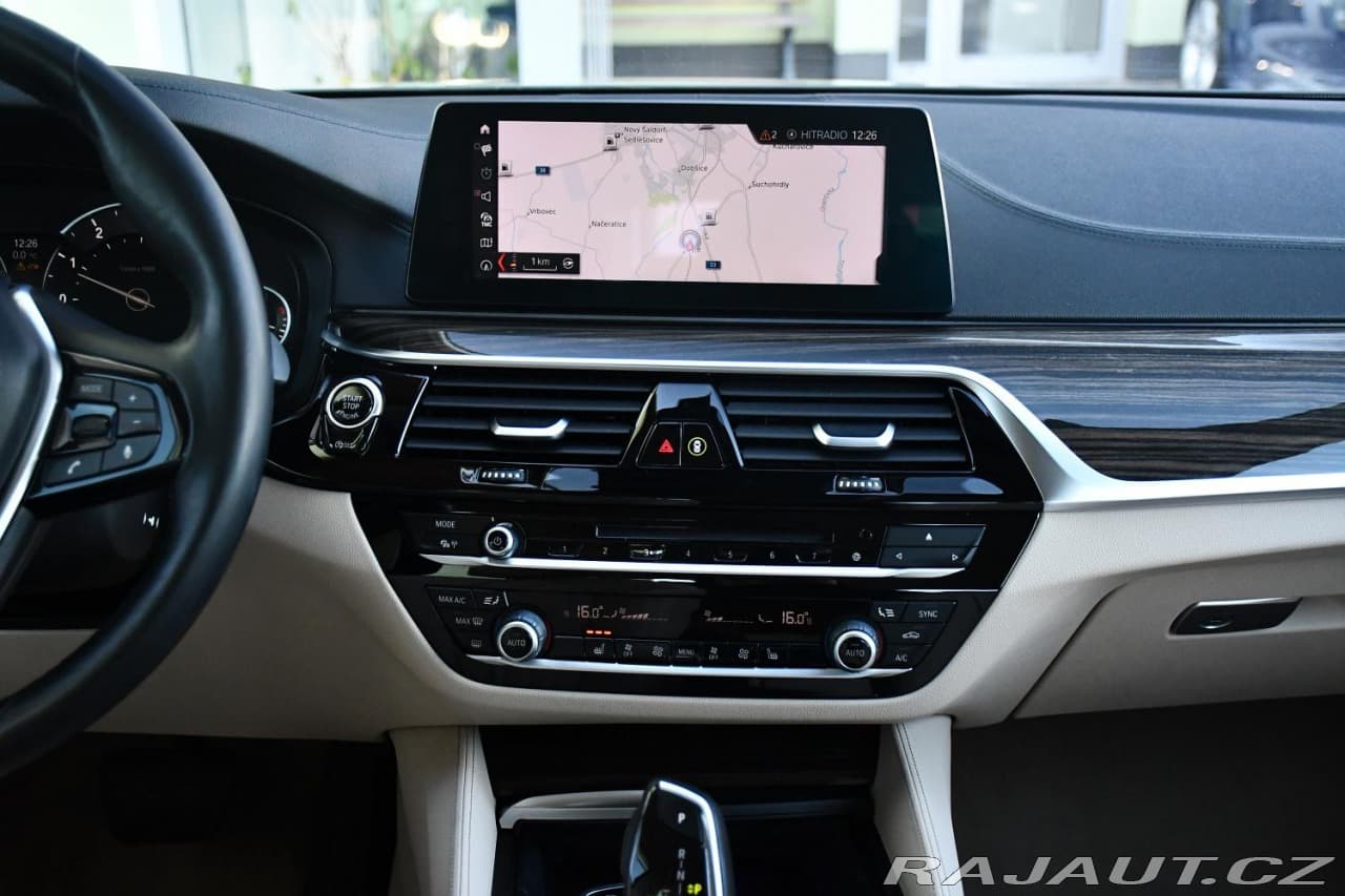 2017 BMW 5-Series - 7